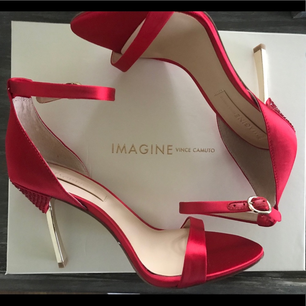 NEW Vince Camuto Red Satin Heels Imagine